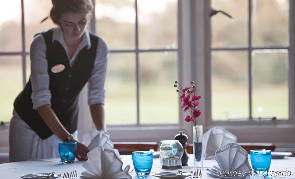 Champneys Forest Mere Liphook Buitenkant foto